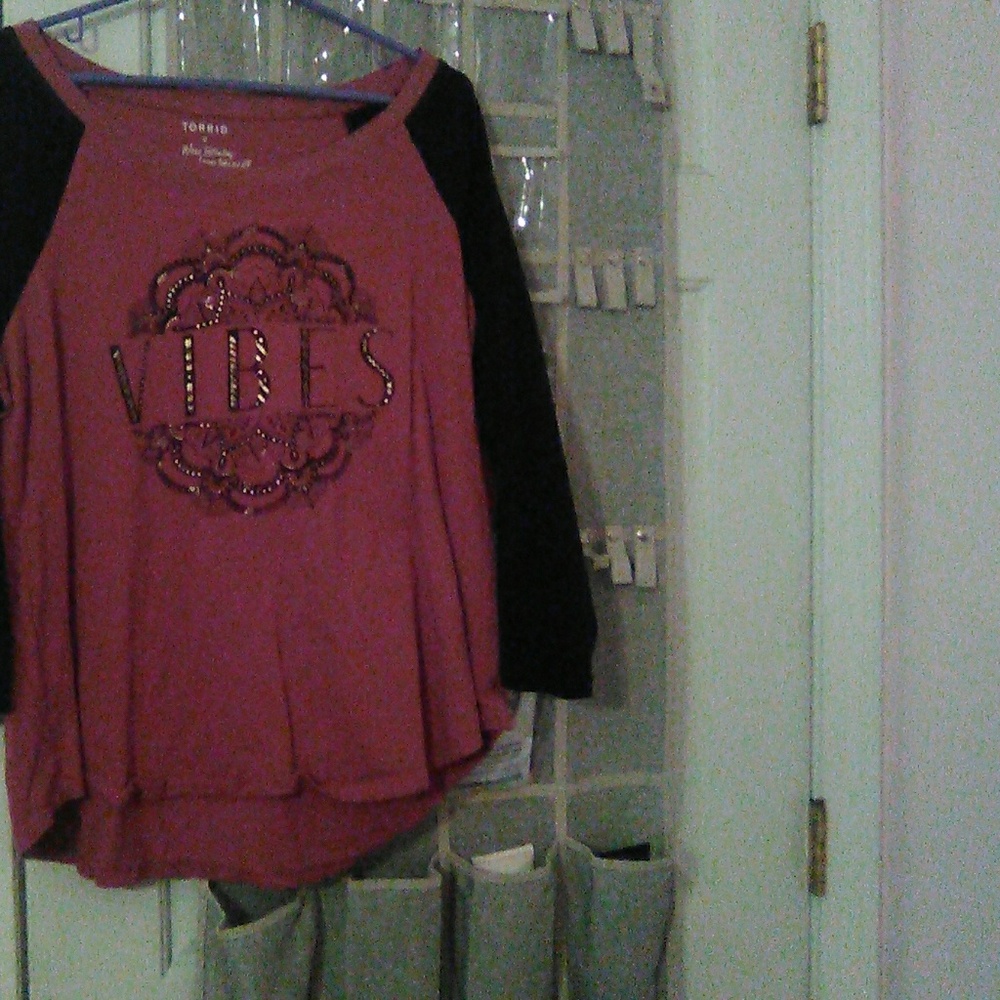 Tee shirt
